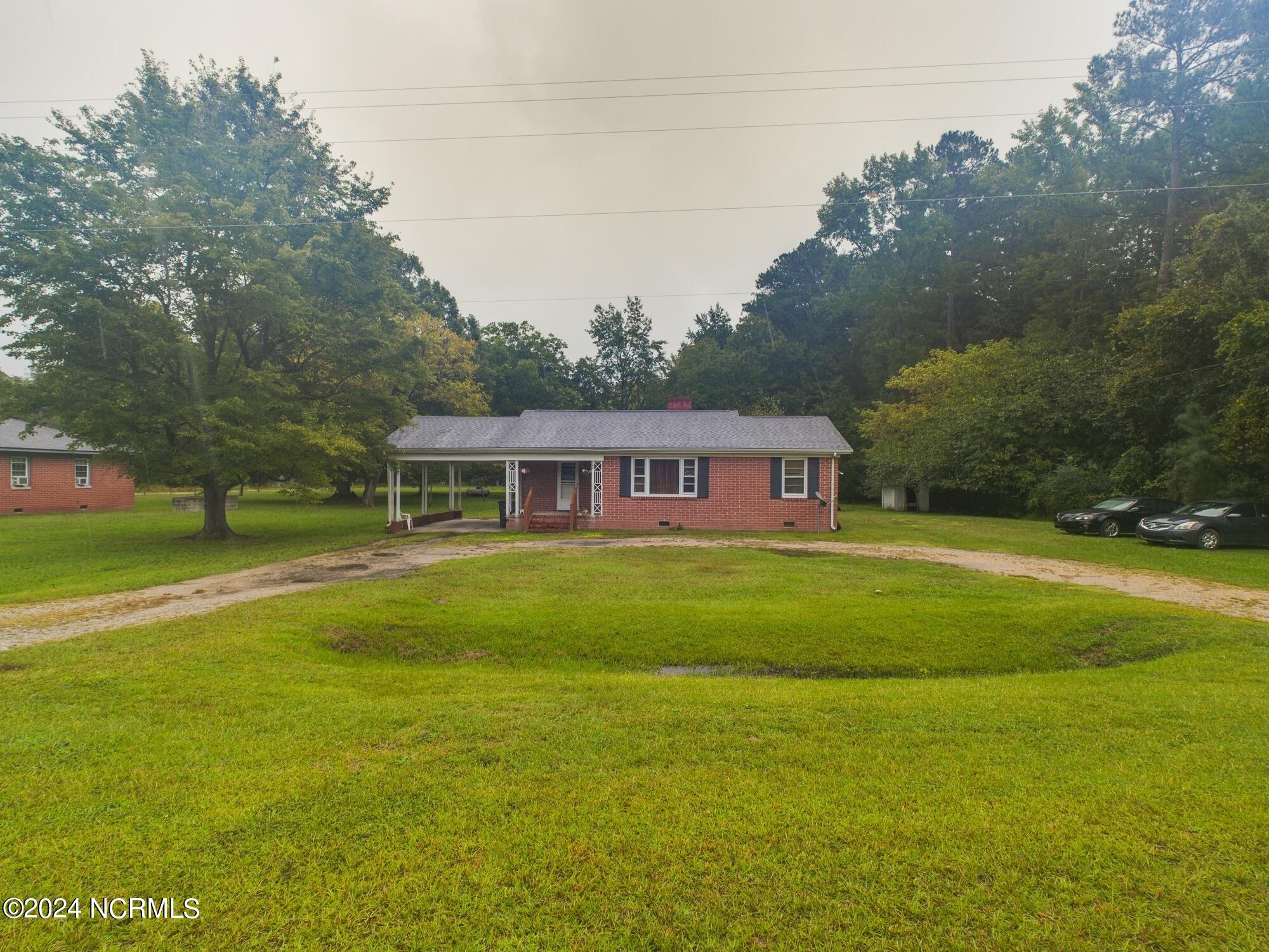 209 South Springfield Road Rocky Mount, NC 27801 - Photo 1 of 16 Exterior-Front of House