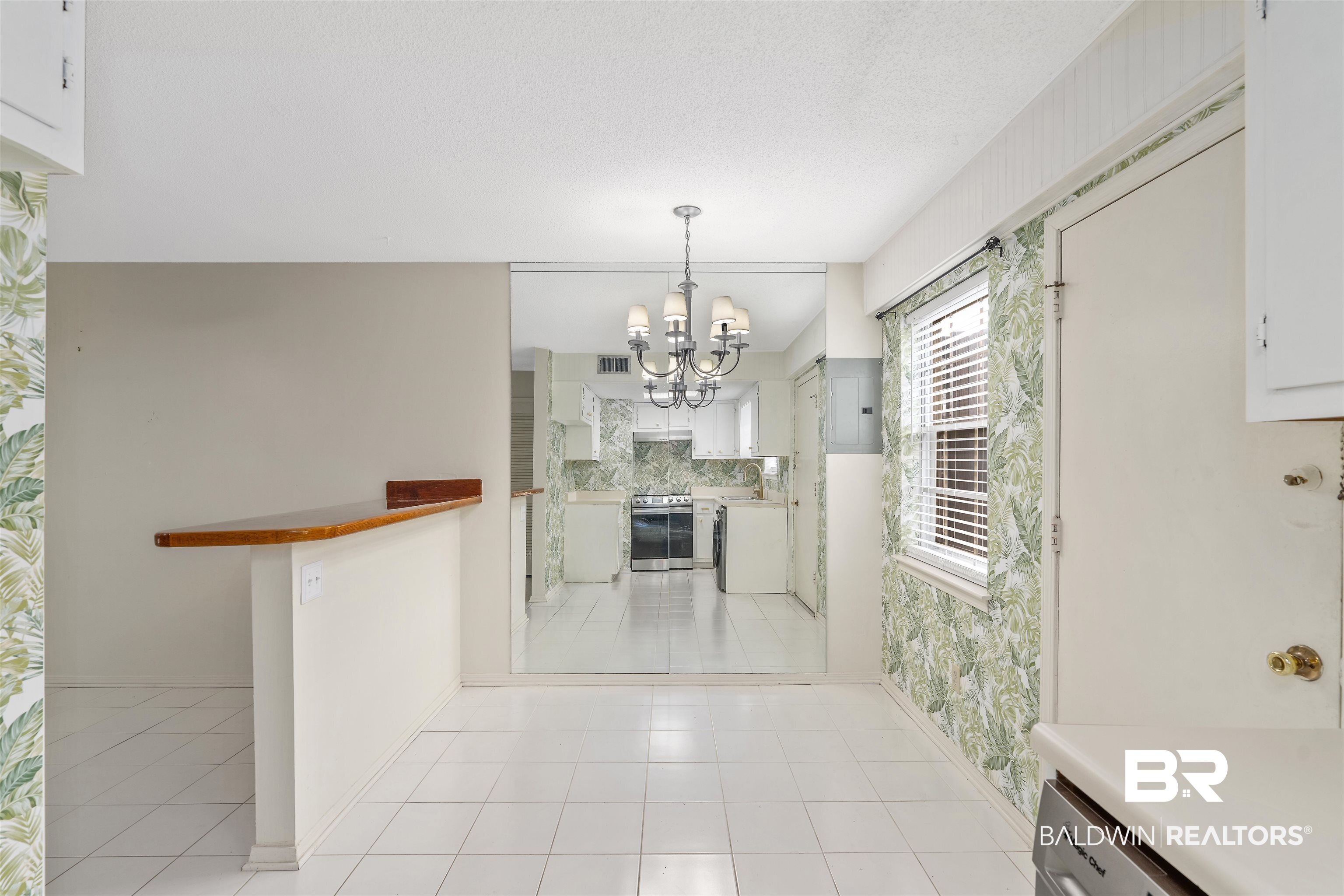 112 Du Rhu Drive, Unit D Mobile, AL 36608 - Photo 9 of 19
