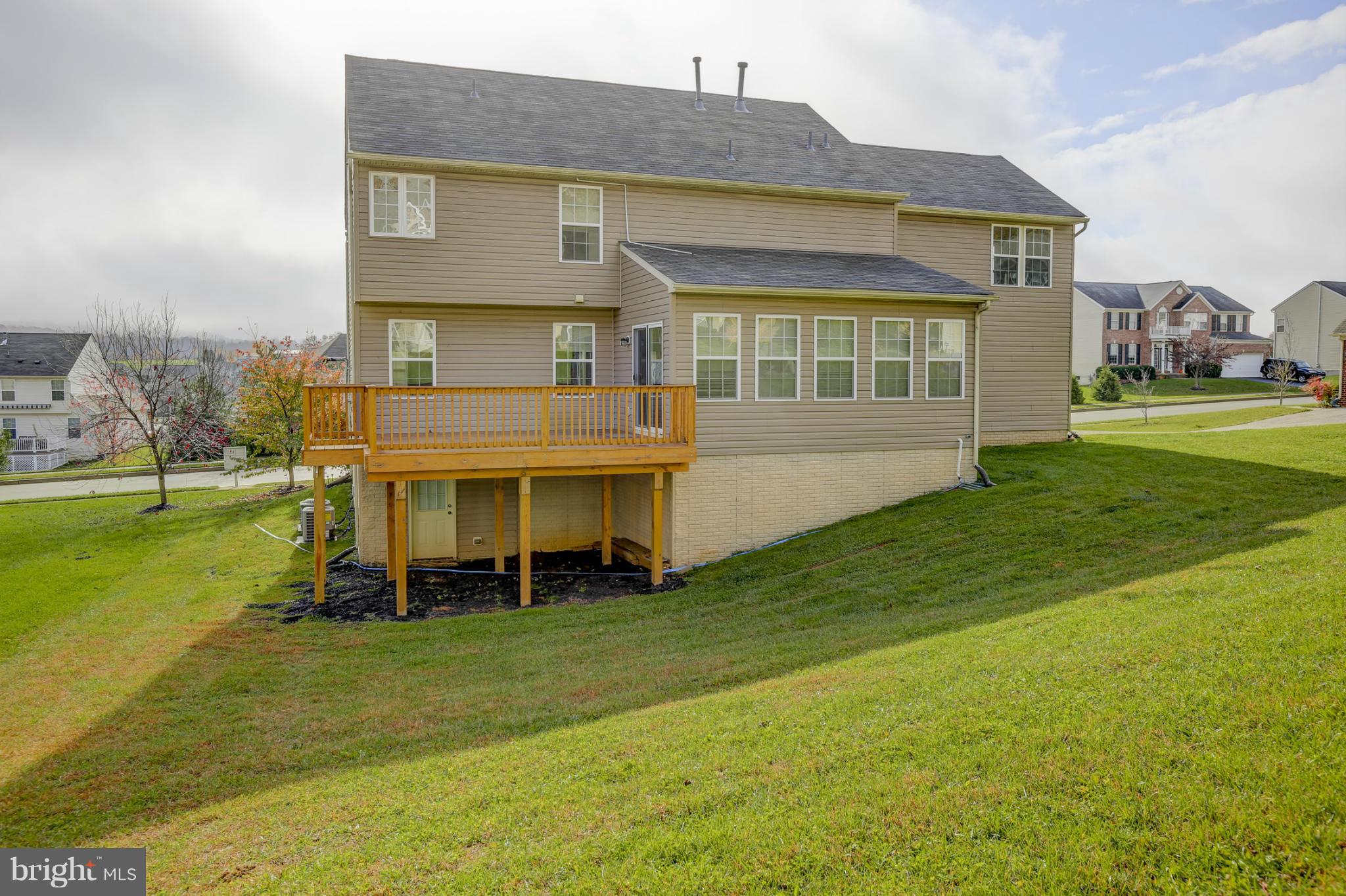 3001 Spindly Drive Manchester, MD 21102 - Photo 26 of 28 Exterior (Rear)