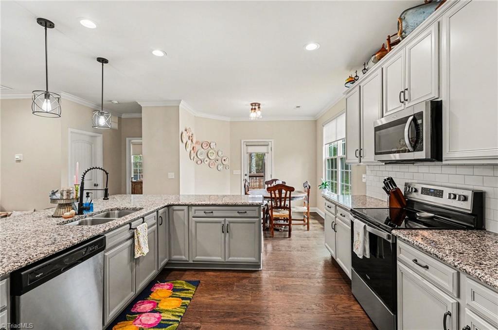 4002 Williams Dairy Road Greensboro, NC 27406 - Photo 12 of 40