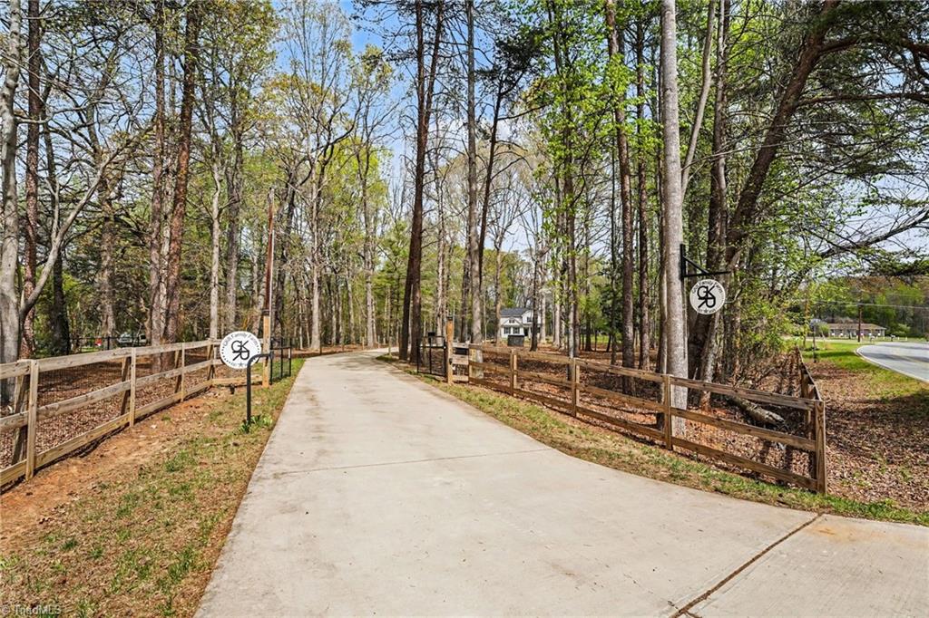 4002 Williams Dairy Road Greensboro, NC 27406 - Photo 34 of 40