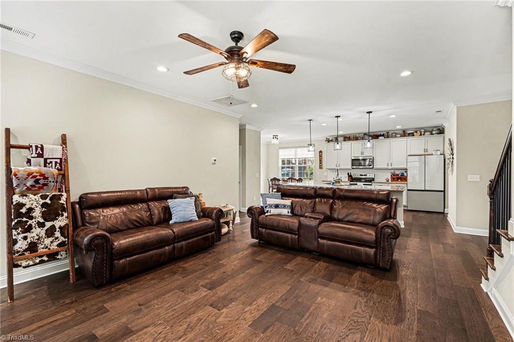 4002 Williams Dairy Road Greensboro, NC 27406 - Photo 7 of 40