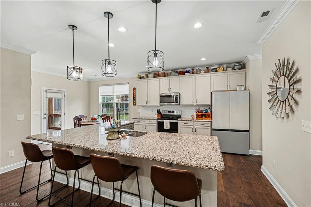 4002 Williams Dairy Road Greensboro, NC 27406 - Photo 9 of 40