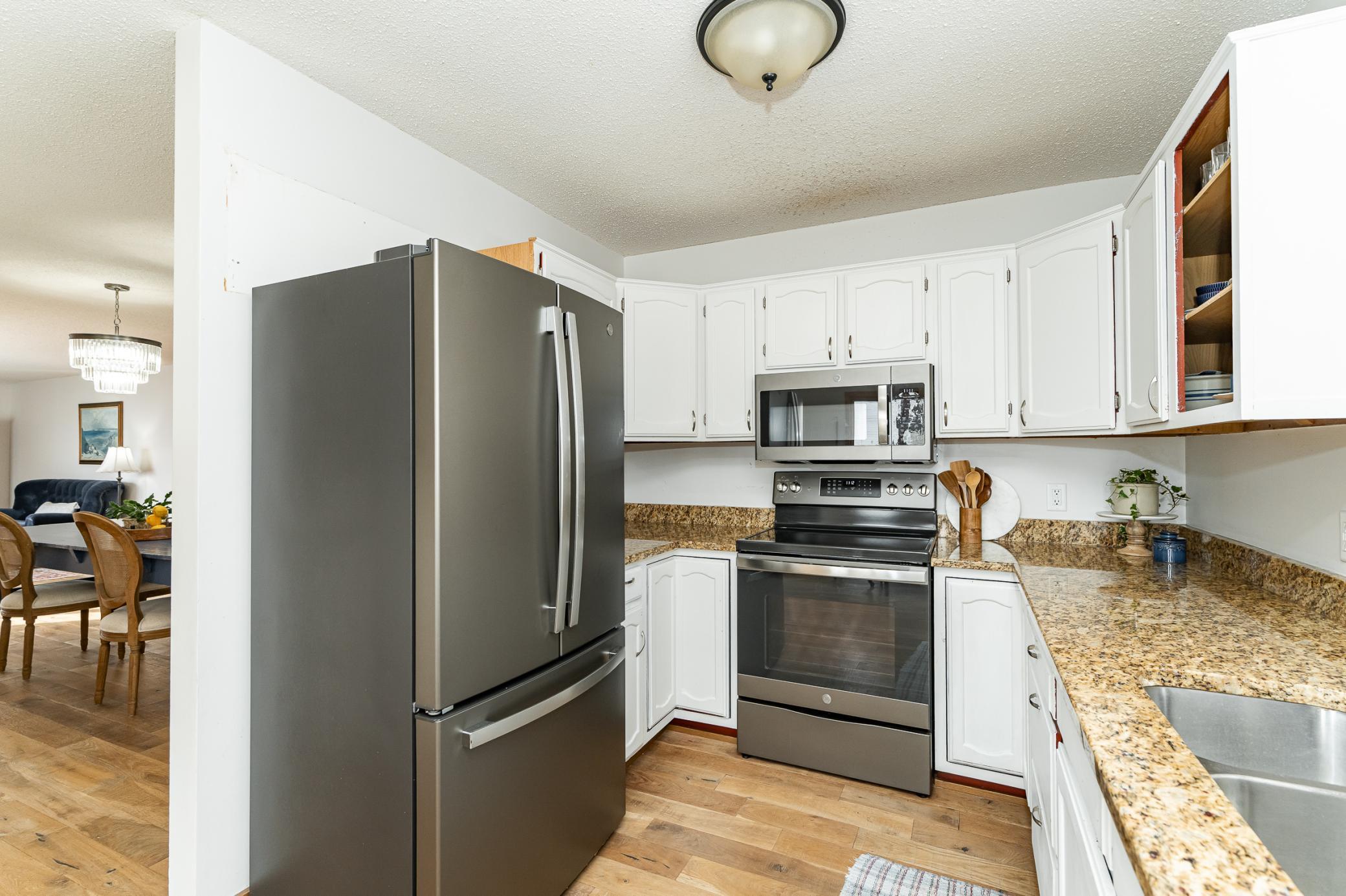 4887 Tee Court Southwest Rochester, MN 55902 - Photo 14 of 36