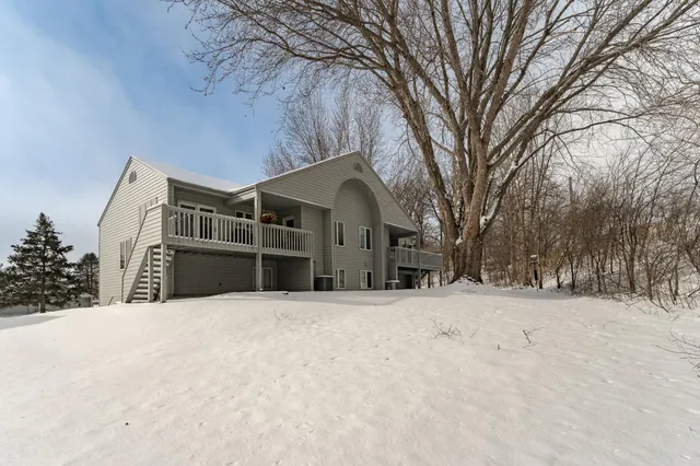 $330,000 | 4887 Tee Court Southwest, Rochester, MN 55902