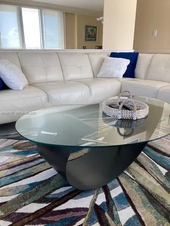 $4,000 | 1900 South Ocean Boulevard, Unit 11E, Lauderdale-by-the-Sea, FL 33062
