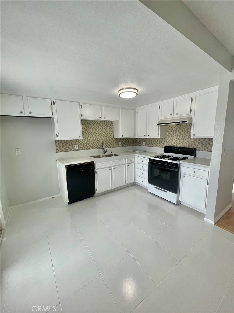 5640 Riverside, Unit 110 Chino, CA 91710 - Photo 9 of 23