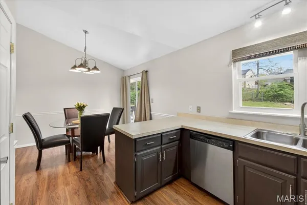 $250,000 | 2117 South Oaks Drive, Barnhart, MO 63012