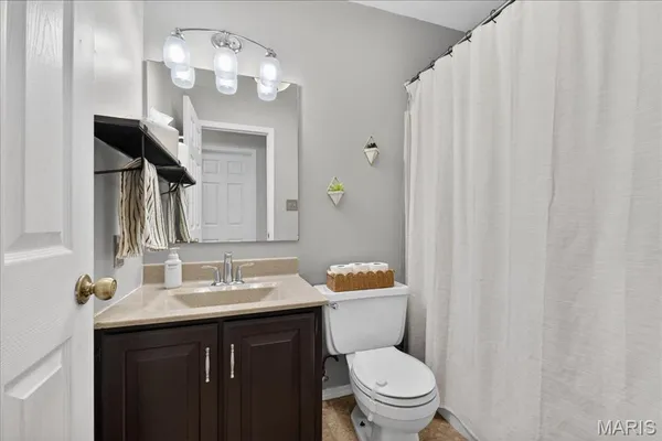 $250,000 | 2117 South Oaks Drive, Barnhart, MO 63012