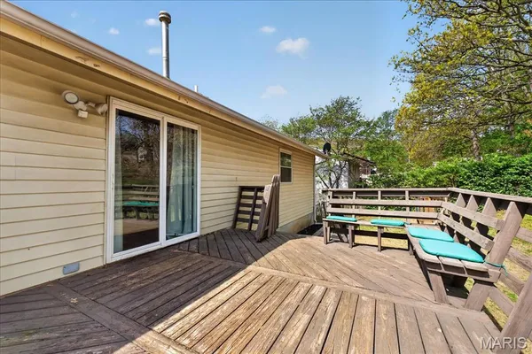 $250,000 | 2117 South Oaks Drive, Barnhart, MO 63012