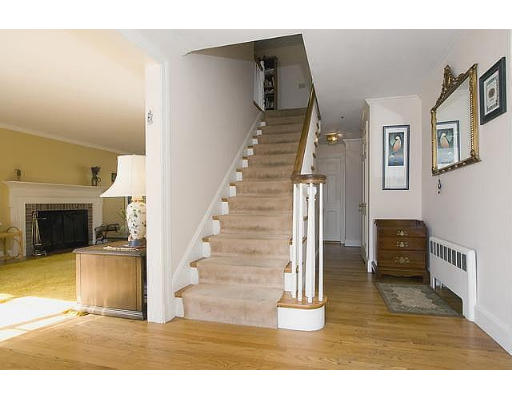 243 Upland Road Newton, MA 02460 - Photo 3 of 11