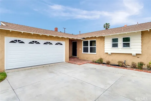 $3,995 | 17526 Du Barry Drive, Bellflower, CA 90706