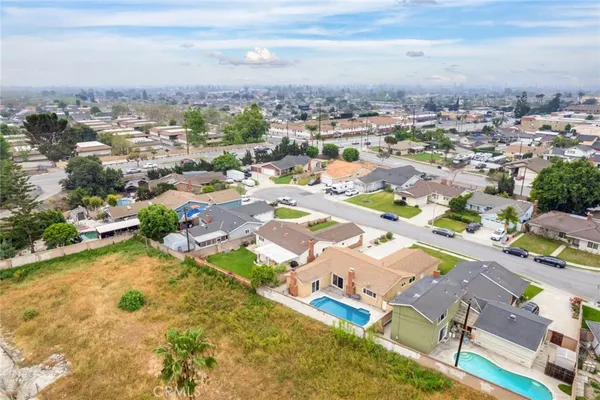 $3,995 | 17526 Du Barry Drive, Bellflower, CA 90706