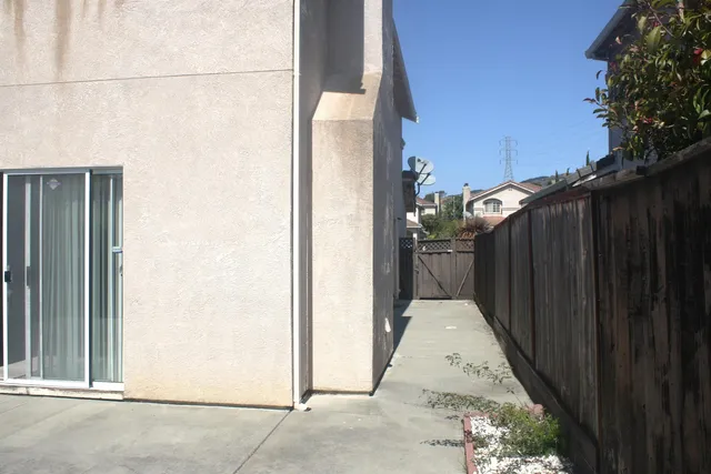 $699,800 | 2011 Agate Court, Vallejo, CA 94591