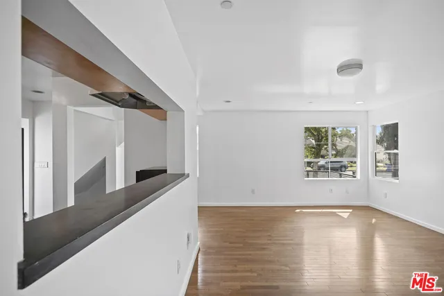 $1,995,000 | 625 North Niagara Street, Burbank, CA 91505