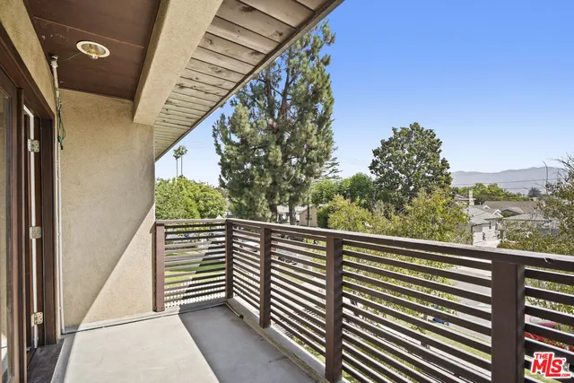 $1,995,000 | 625 North Niagara Street, Burbank, CA 91505