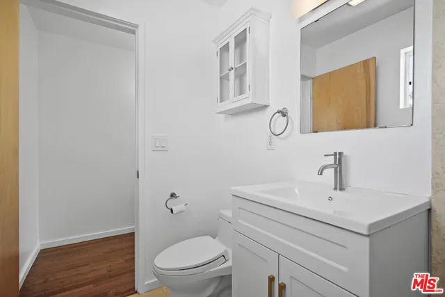 $1,995,000 | 625 North Niagara Street, Burbank, CA 91505