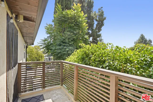 $1,995,000 | 625 North Niagara Street, Burbank, CA 91505