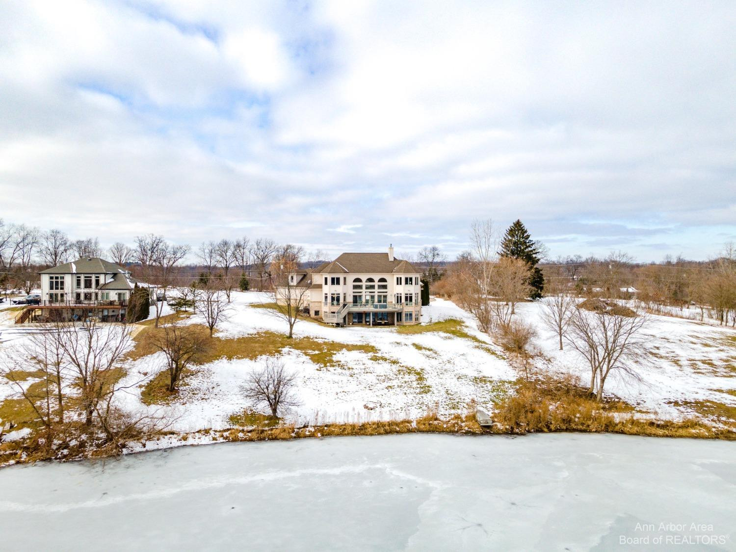 6843 Daly Road Dexter, MI 48130 - Photo 3 of 86 Photo 3