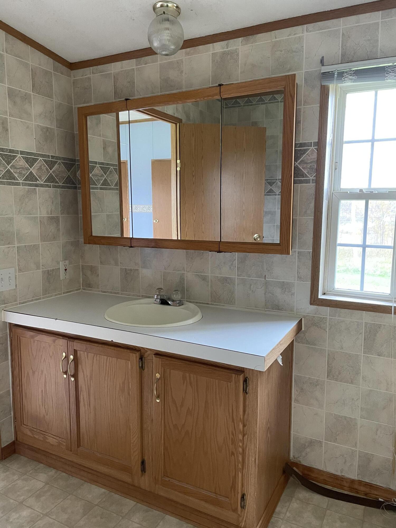 339 Grand Falls Road Limestone, ME 04750 - Photo 16 of 22 Primary bath