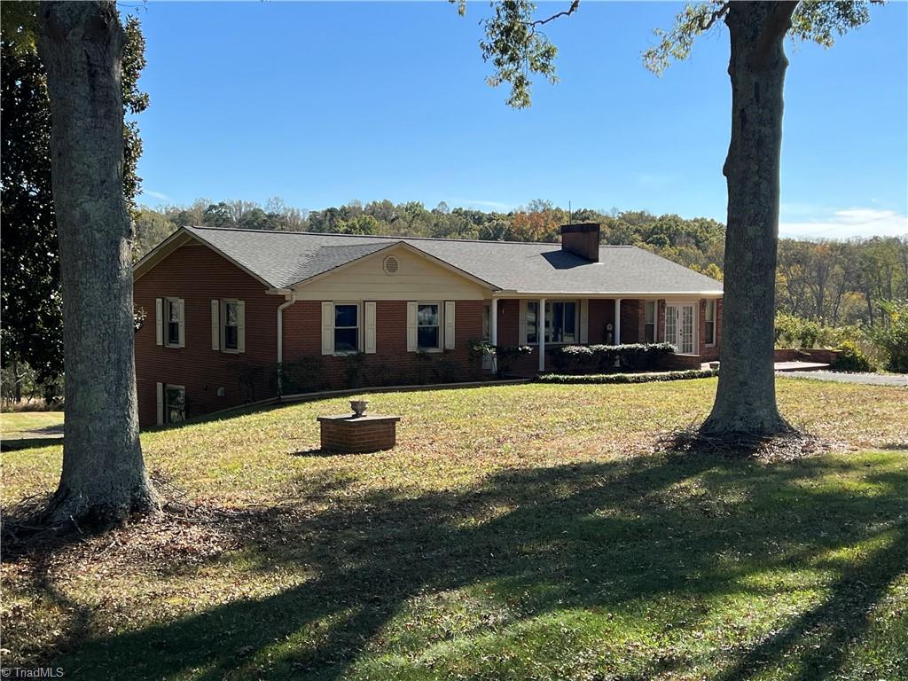 208 Precinct Road Pilot Mountain, NC 27041 - Photo 2 of 33 Gallery Image 2