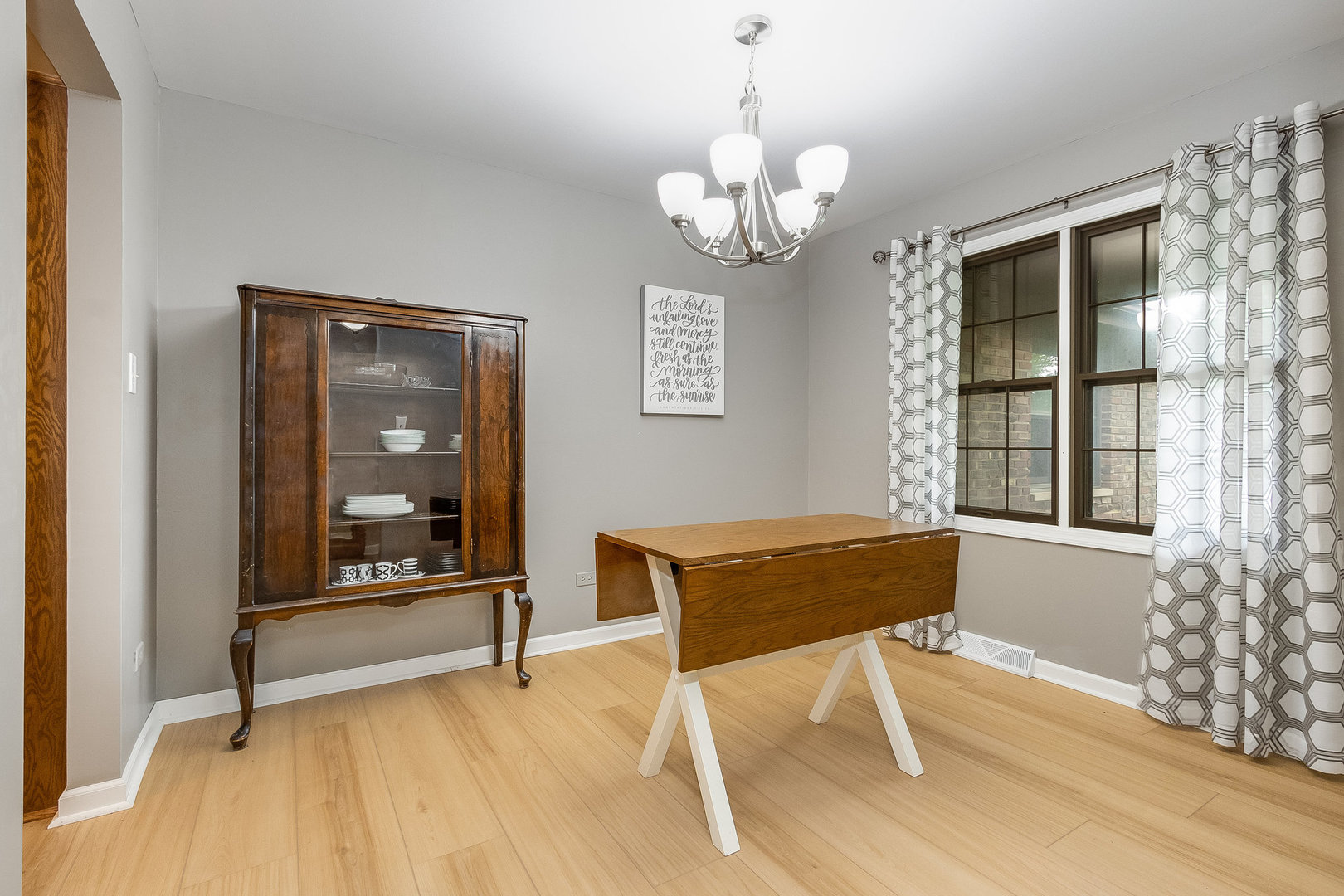 1201 Colonade Road Shorewood, IL 60404 - Photo 5 of 16 Gallery Image 5