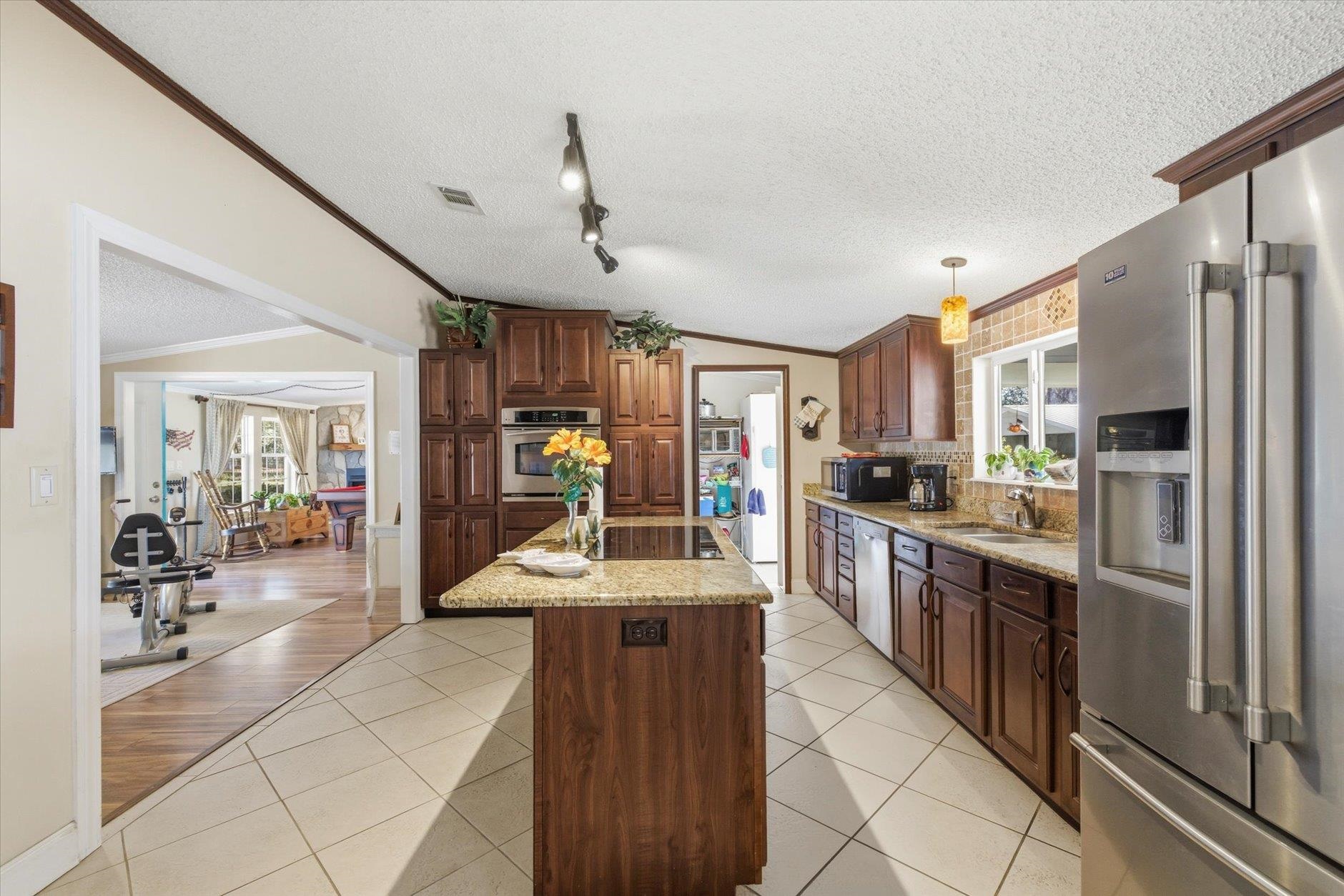 260 Talquin Hideaway Road Quincy, FL 32351 - Photo 7 of 70