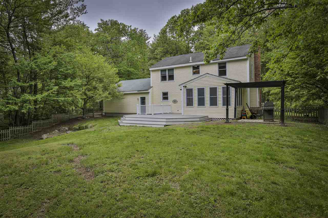 259 Baboosic Lake Road Merrimack, NH 03054 - Photo 4 of 32 Gallery Image 4