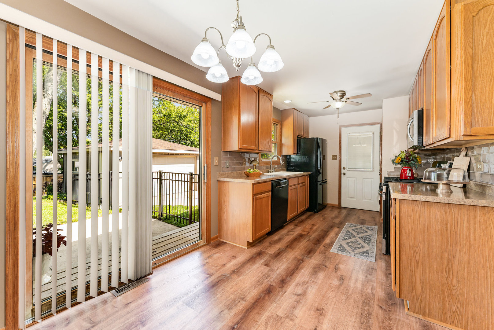 2009 Westfield Road Joliet, IL 60435 - Photo 4 of 17 Gallery Image 4