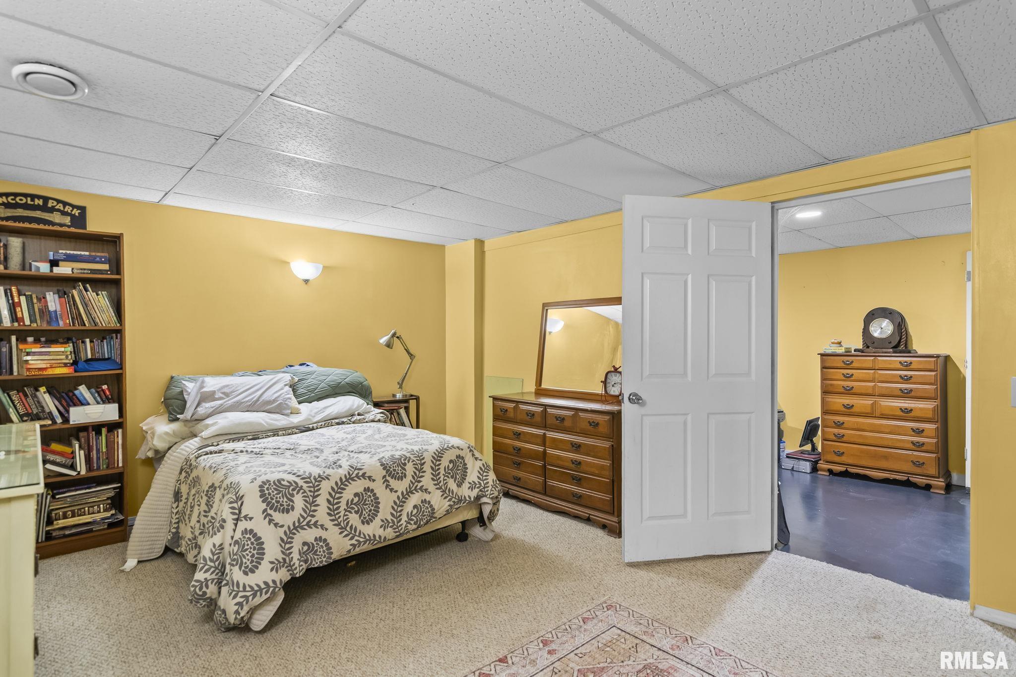 2828 Crown Point Springfield, IL 62704 - Photo 42 of 53