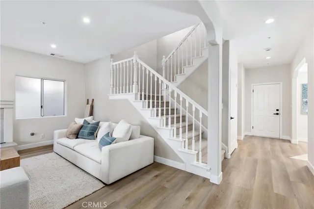 $1,895,000 | 1714 Marshallfield Lane, Unit A, Redondo Beach, CA 90278