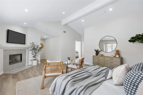 $1,824,000 | 1714 Marshallfield Lane, Unit A, Redondo Beach, CA 90278