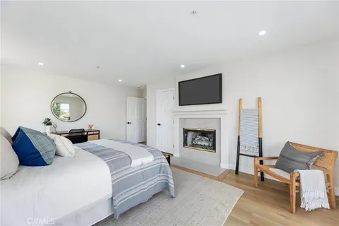 $1,824,000 | 1714 Marshallfield Lane, Unit A, Redondo Beach, CA 90278