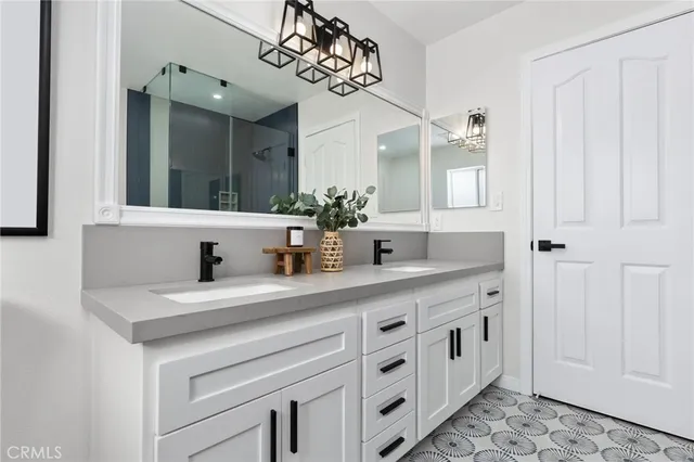 $1,895,000 | 1714 Marshallfield Lane, Unit A, Redondo Beach, CA 90278