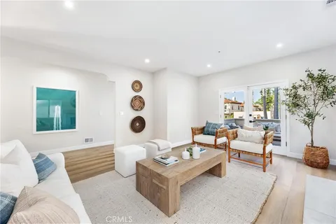 $1,824,000 | 1714 Marshallfield Lane, Unit A, Redondo Beach, CA 90278