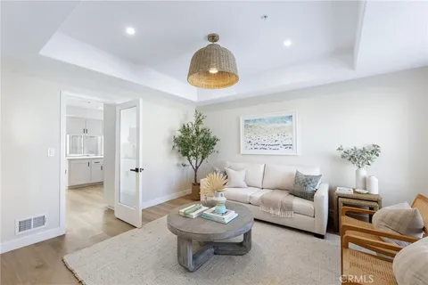 $1,824,000 | 1714 Marshallfield Lane, Unit A, Redondo Beach, CA 90278