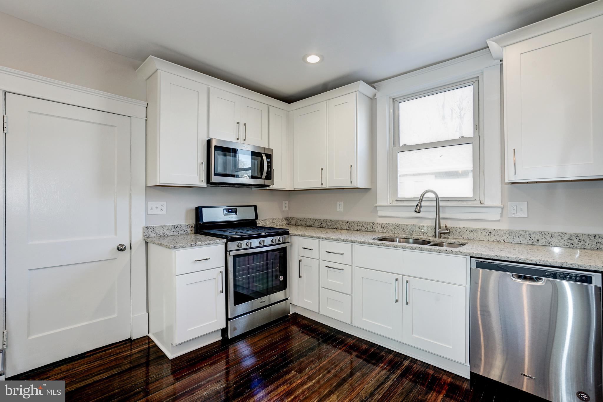 3622 Florida Road Baltimore, MD 21244 - Photo 16 of 48