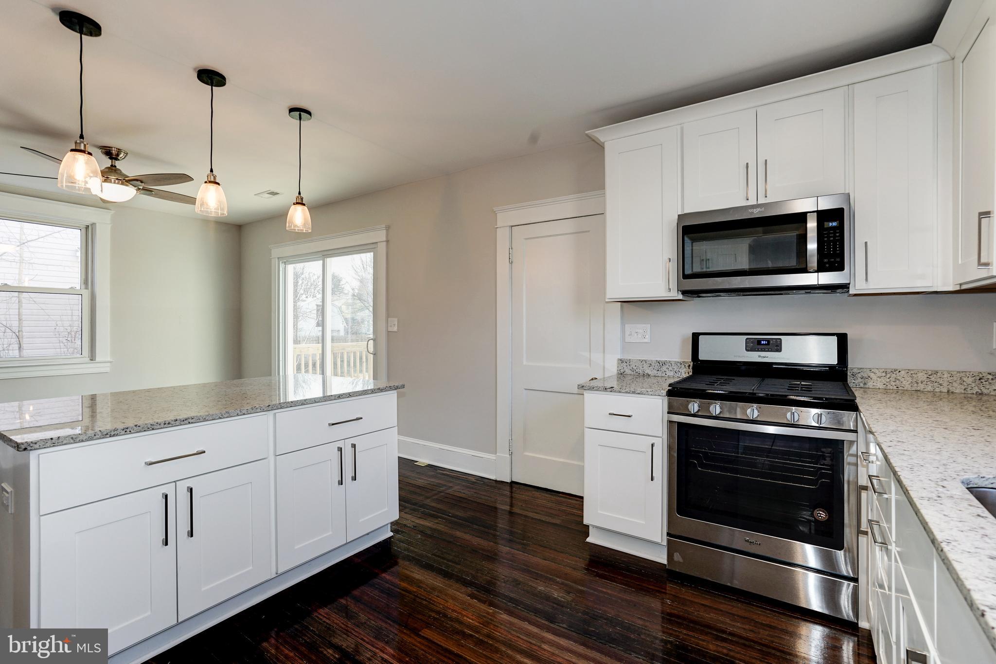 3622 Florida Road Baltimore, MD 21244 - Photo 17 of 48
