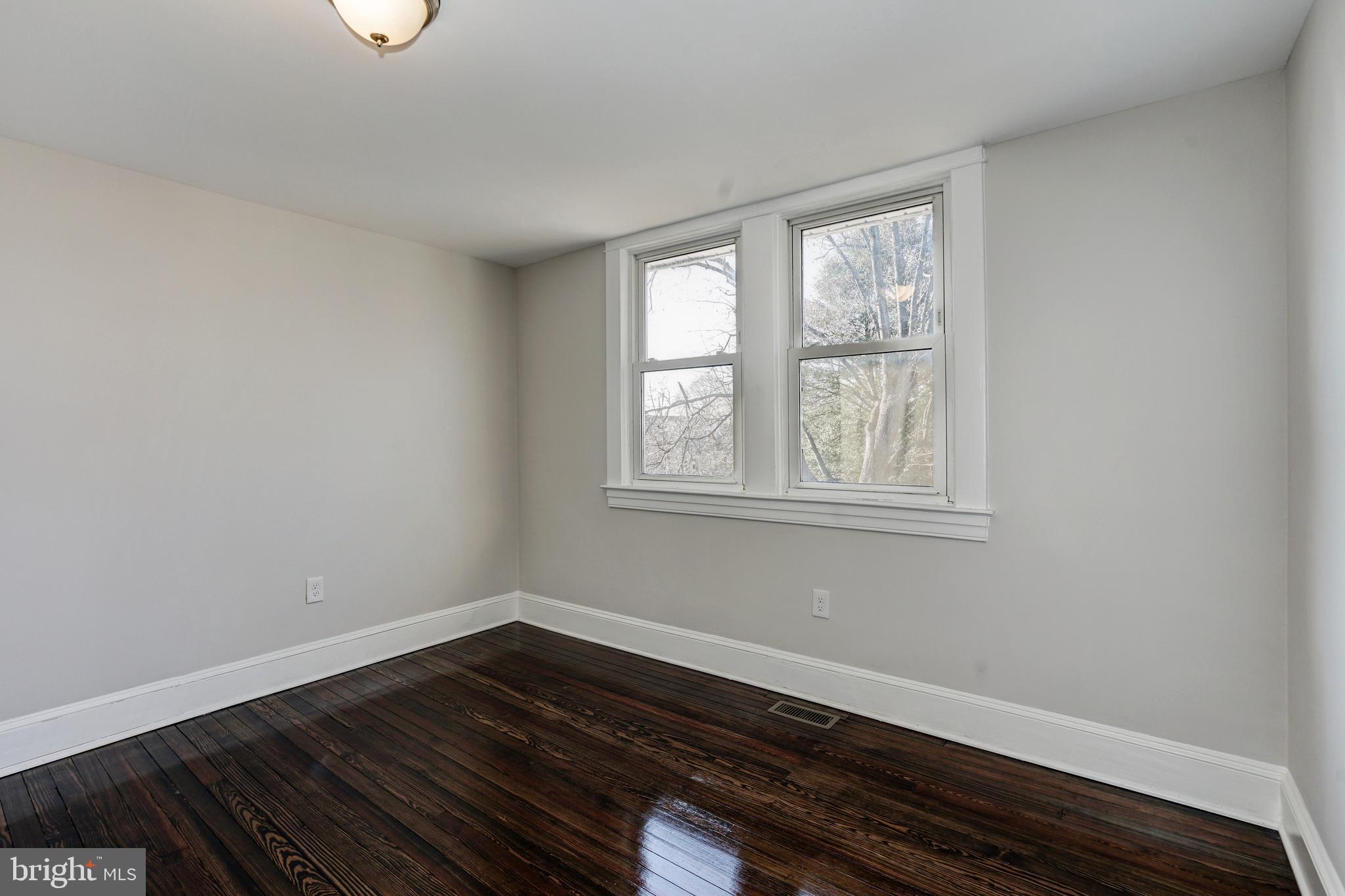 3622 Florida Road Baltimore, MD 21244 - Photo 26 of 48