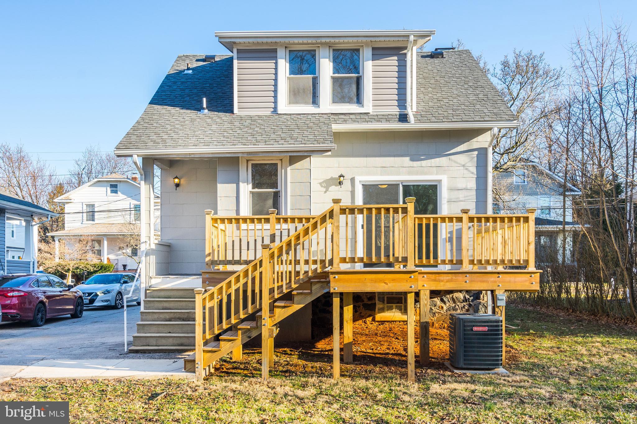 3622 Florida Road Baltimore, MD 21244 - Photo 4 of 48