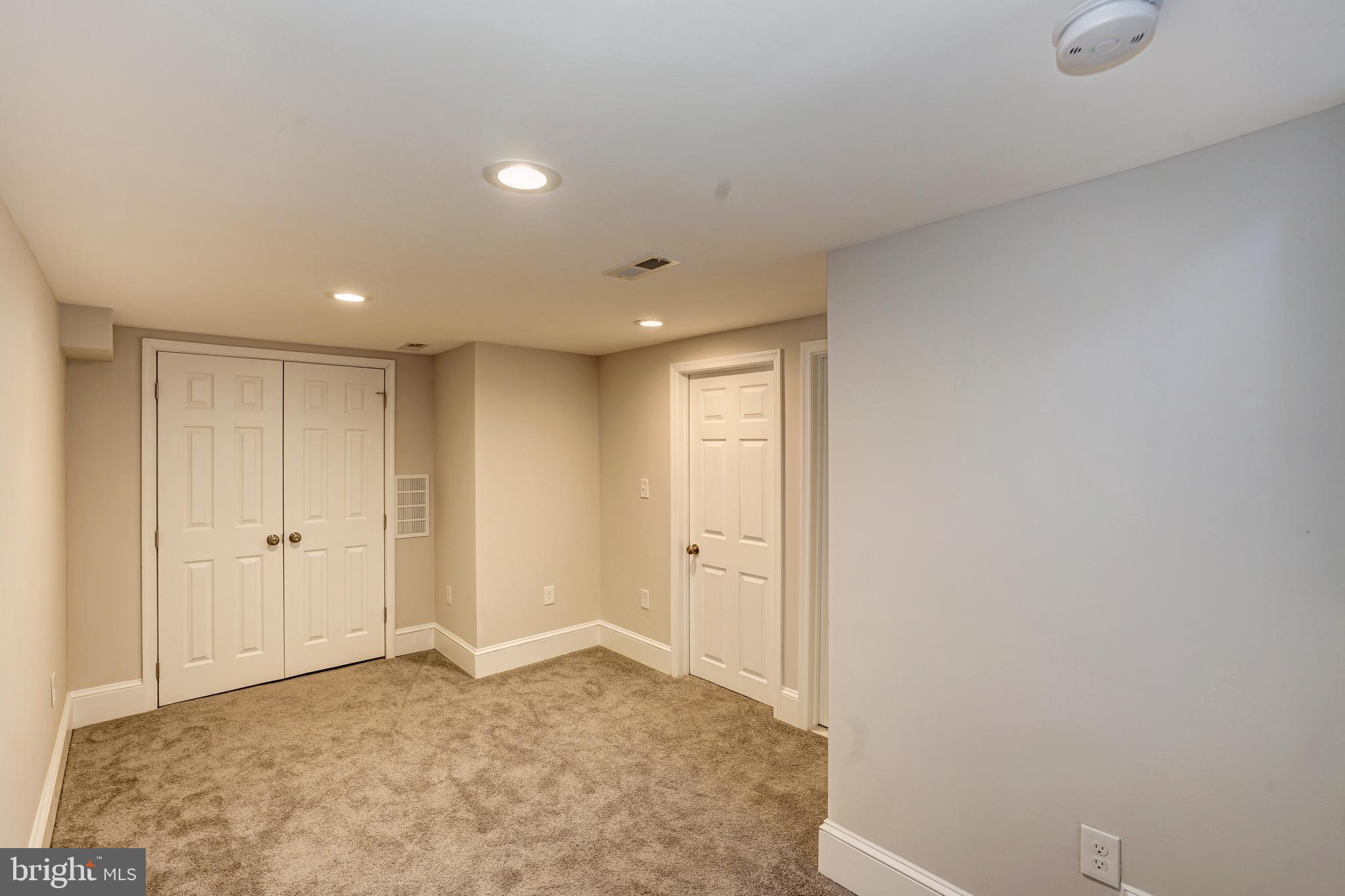 3622 Florida Road Baltimore, MD 21244 - Photo 33 of 48