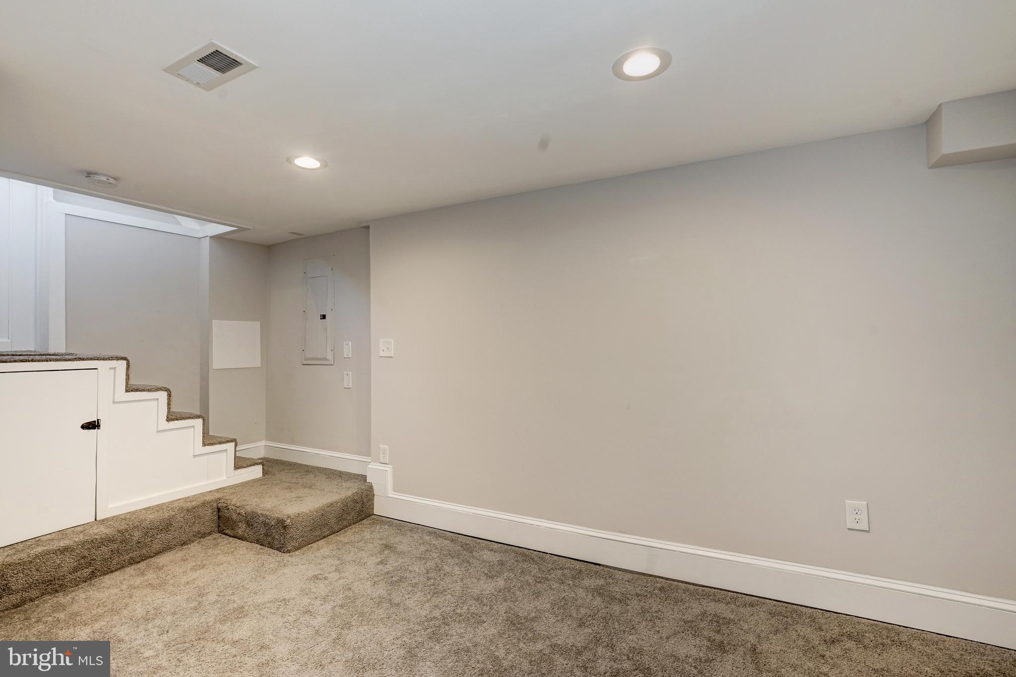 3622 Florida Road Baltimore, MD 21244 - Photo 35 of 48
