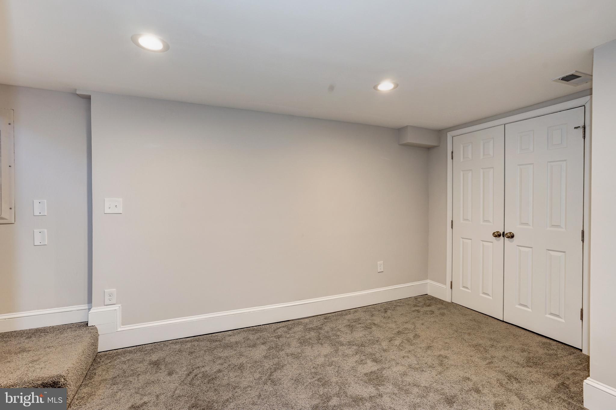 3622 Florida Road Baltimore, MD 21244 - Photo 36 of 48