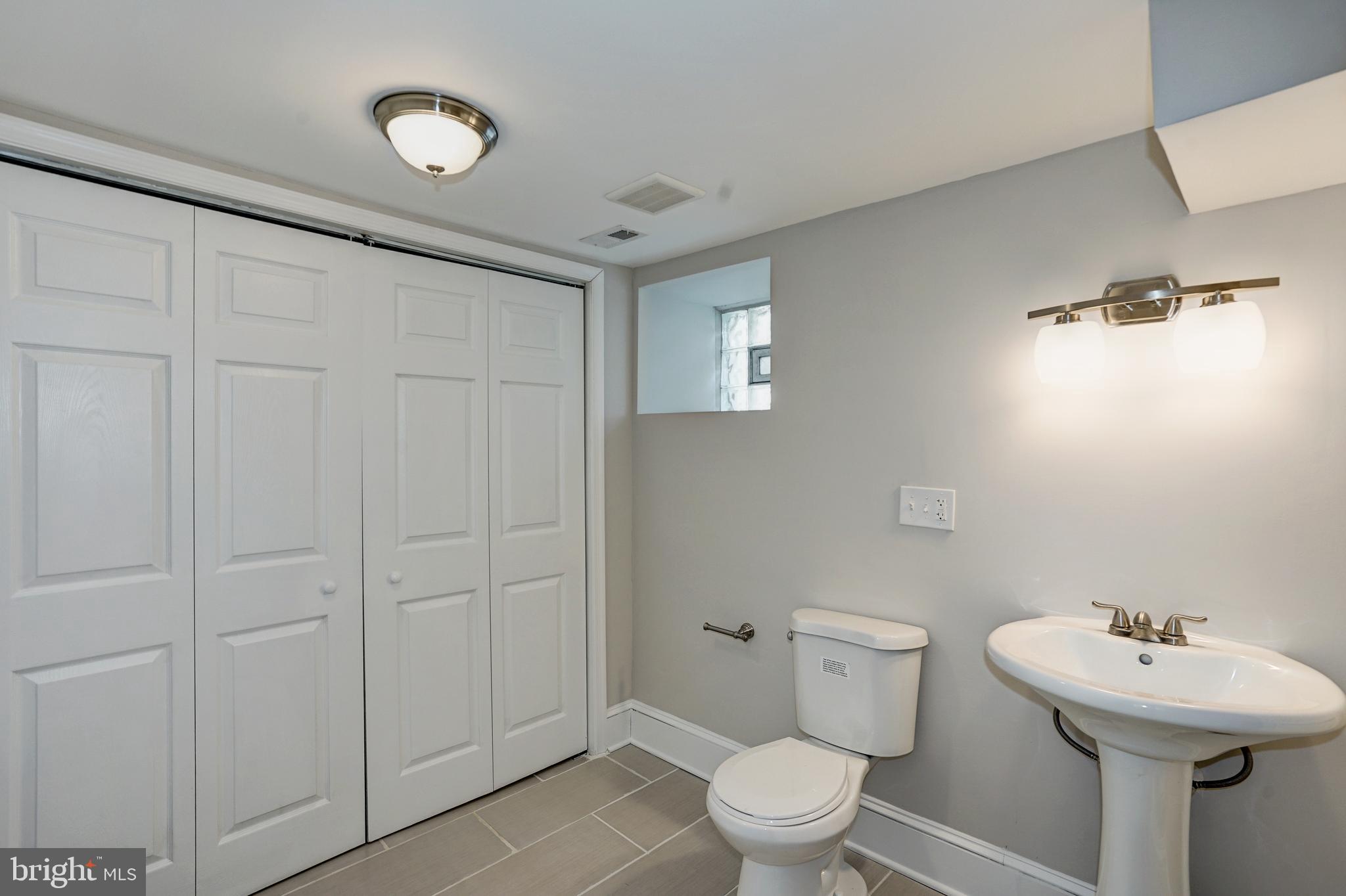 3622 Florida Road Baltimore, MD 21244 - Photo 37 of 48