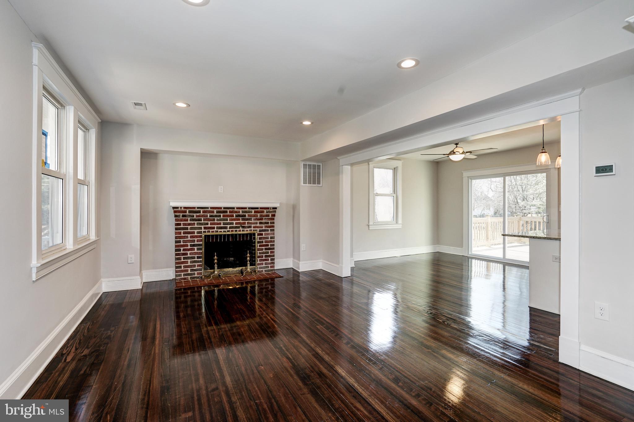 3622 Florida Road Baltimore, MD 21244 - Photo 7 of 48