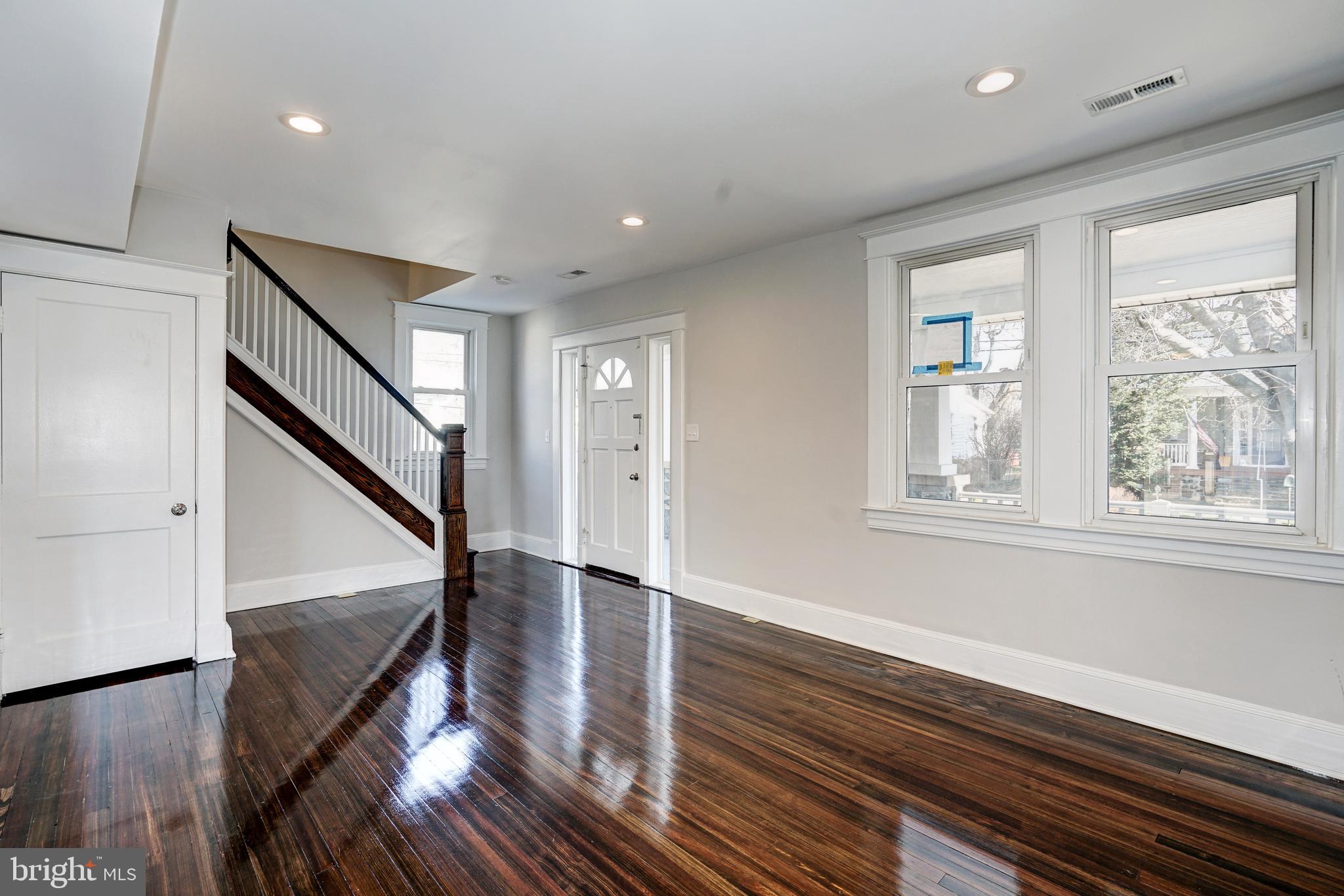 3622 Florida Road Baltimore, MD 21244 - Photo 9 of 48