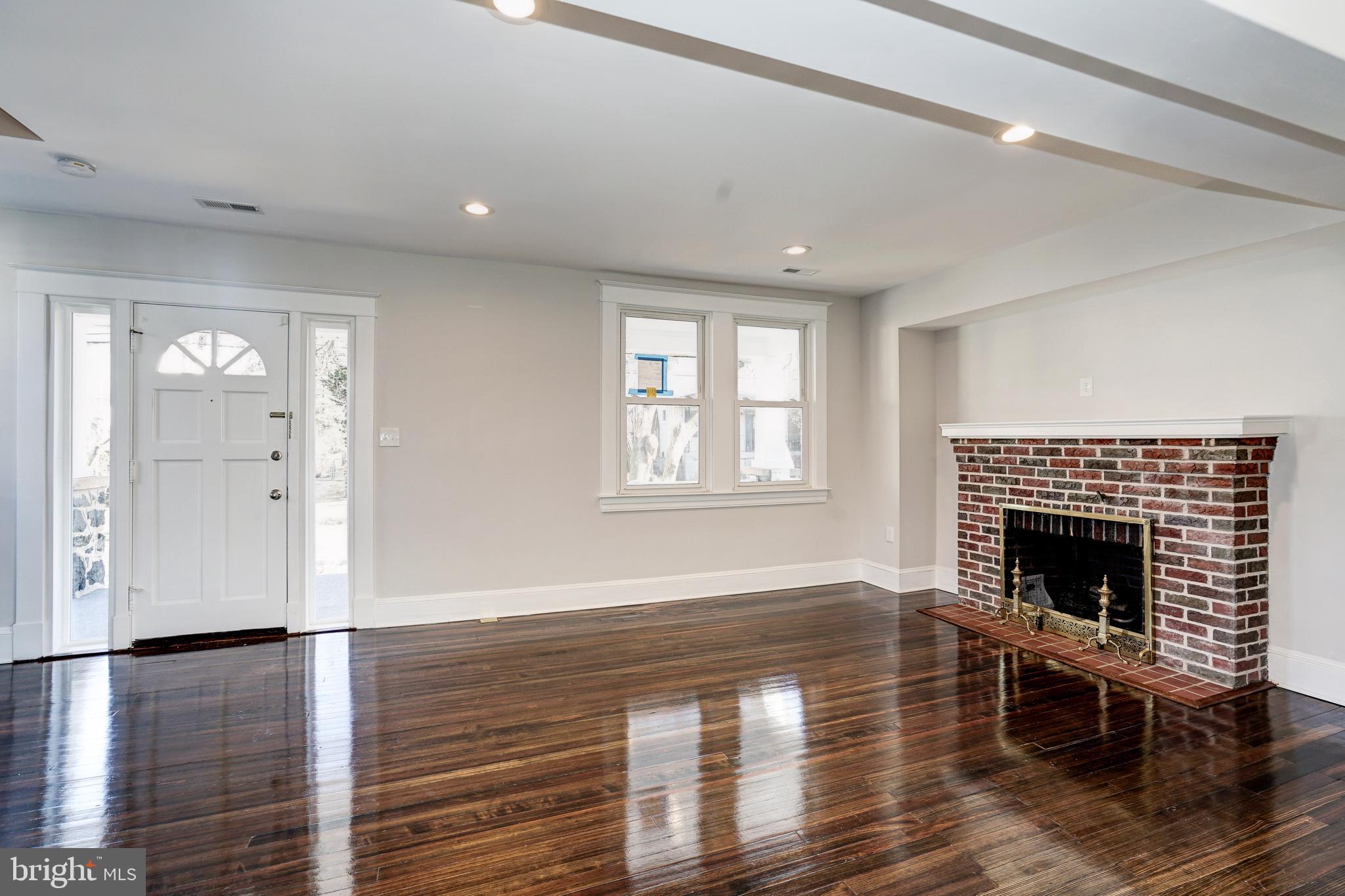 3622 Florida Road Baltimore, MD 21244 - Photo 10 of 48