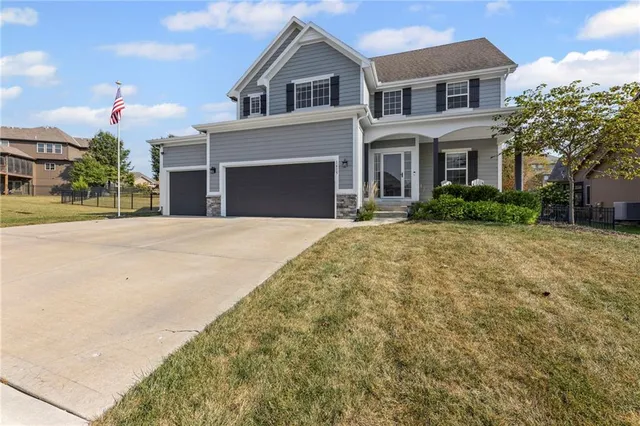 $499,000 | 1415 Lewis Circle, Raymore, MO 64083
