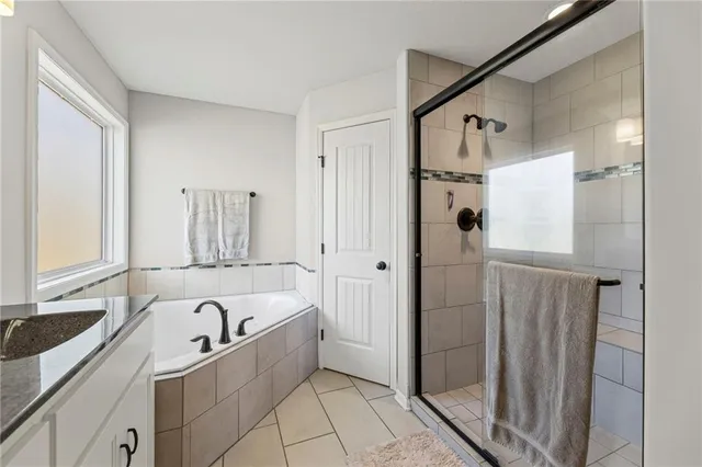 $499,000 | 1415 Lewis Circle, Raymore, MO 64083