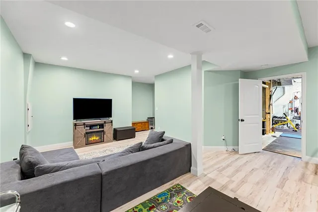 $499,000 | 1415 Lewis Circle, Raymore, MO 64083